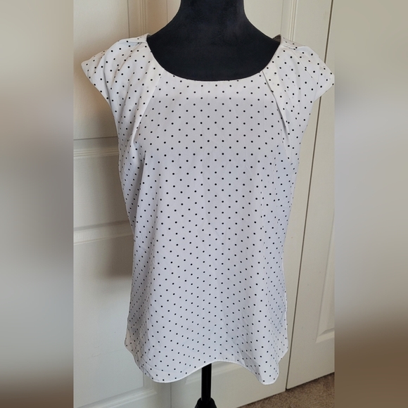 GAP White and Black Polka Dot Blouse SIZE SMALL - Picture 1 of 6
